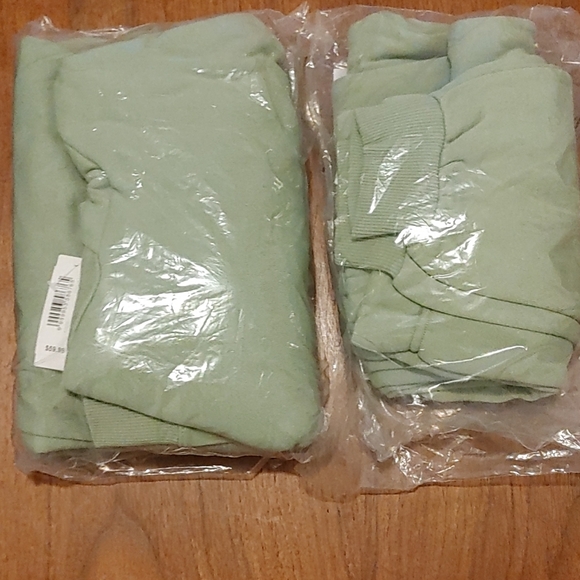 Yoga Jeans Lightweight Jogger Set in Reseda - Picture 5 of 5